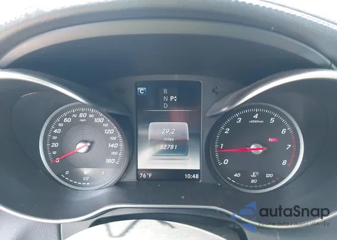 2016 Mercedes-Benz C 300 Luxury/Sport z USA, uszkodzony, nr VIN 55SWF4JB7GU172309